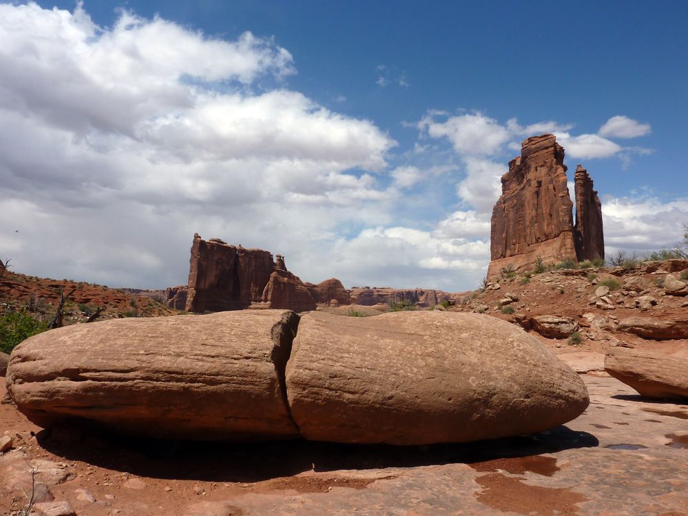 Arches NP Park Avenue (24).JPG